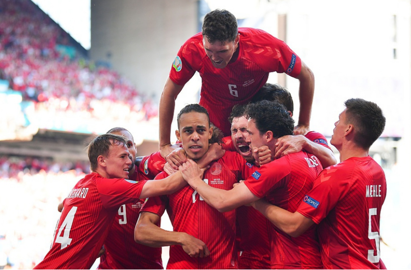 俄罗斯晋级,成功加入欧洲杯半决赛 俄罗斯晋级,成功加入欧洲杯半决赛