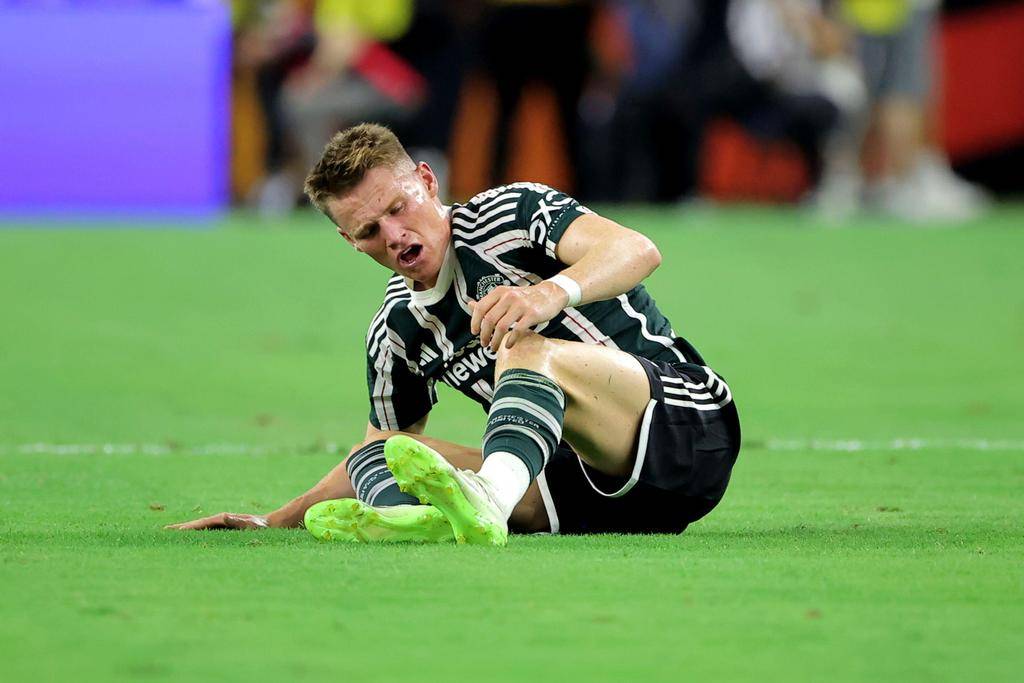 1xBit体育电竞-关于曼联球员伤情恶化,主帅面临人员危机的信息