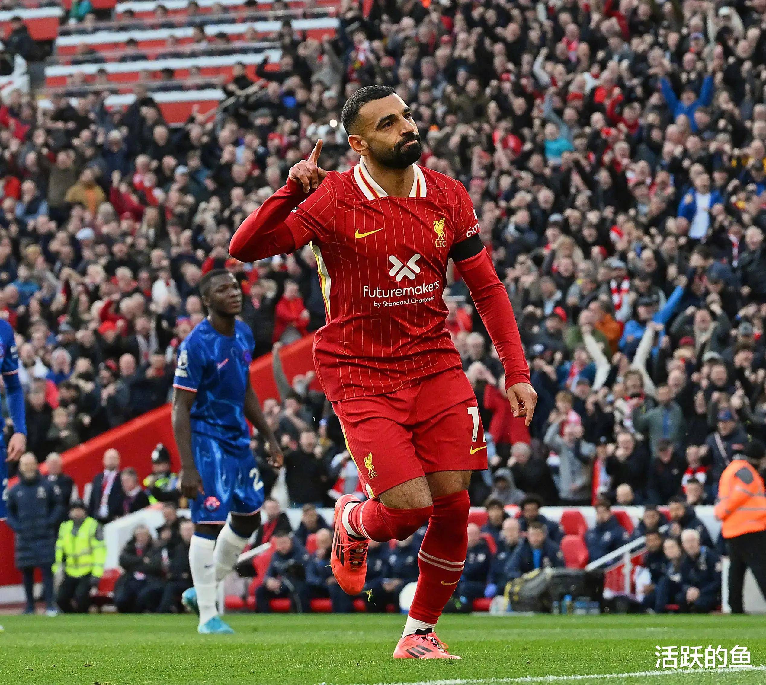 萨尔茨堡新援梅开二度,展现出色射门技术 萨尔茨堡新援梅开二度,展现出色射门技术