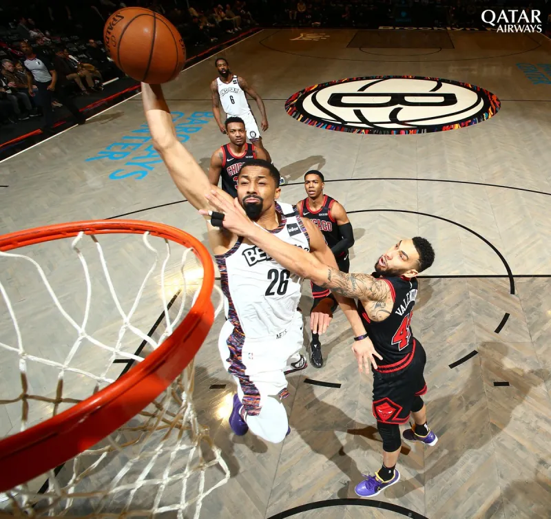 包含篮网豪取胜利，晋级下一轮的词条