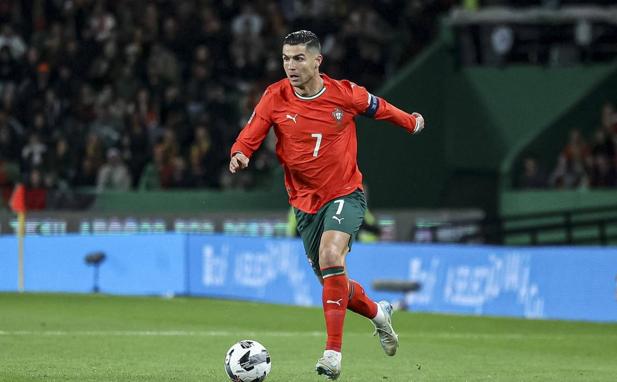 包含皇马官方确认C罗恢复训练,或将在下轮比赛复出的词条 包含皇马官方确认C罗恢复训练,或将在下轮比赛复出的词条