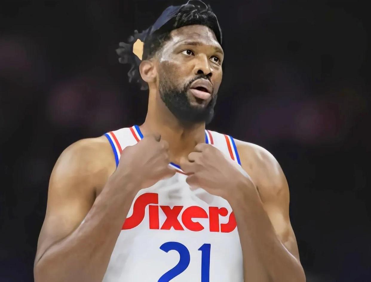 猛龙遭遇76人逆转,遗憾失利 猛龙遭遇76人逆转,遗憾失利