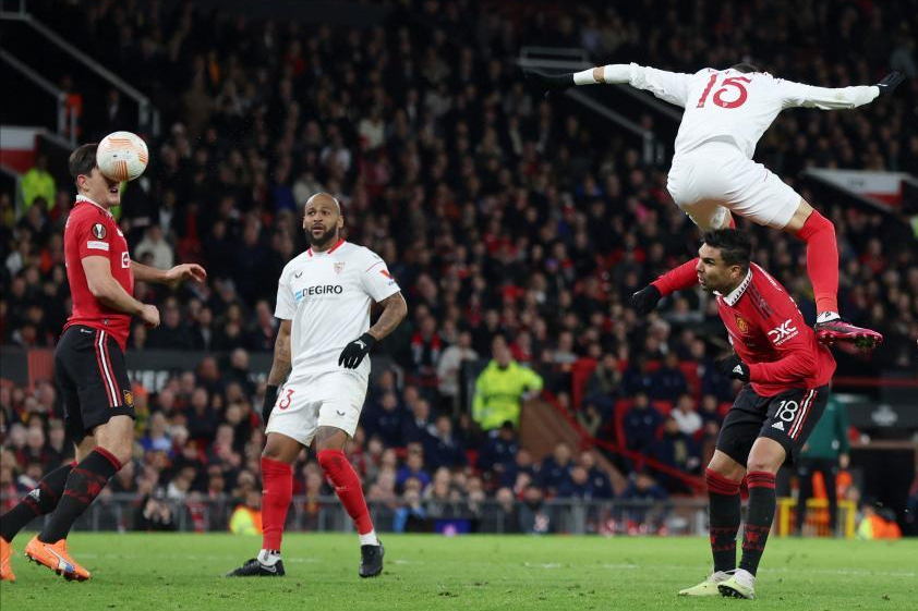 包含广州客场告捷，球员表现抢眼的词条